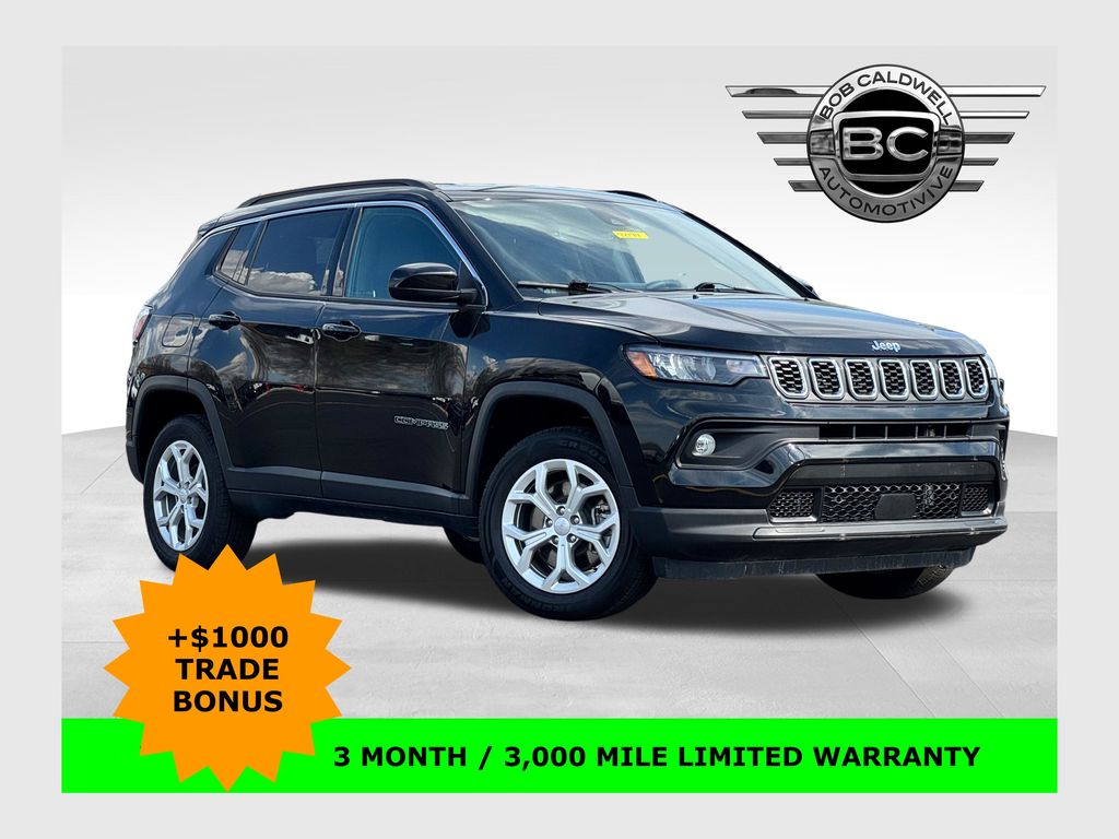Diamond Black Crystal Pearlcoat 2024 Jeep Compass Latitude 4WD SUV / Crossover Four-Wheel Drive 8-Speed Automatic