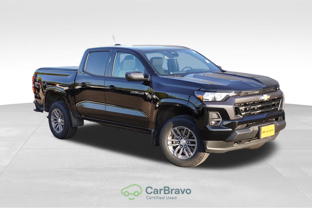 Black 2023 Chevrolet Colorado Pickup Truck Four-Wheel Drive 8-Speed Automatic