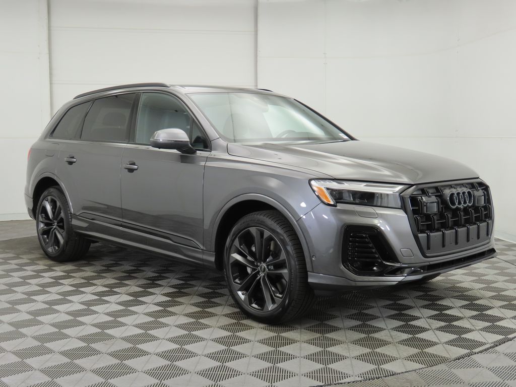2025 Audi Q7  3