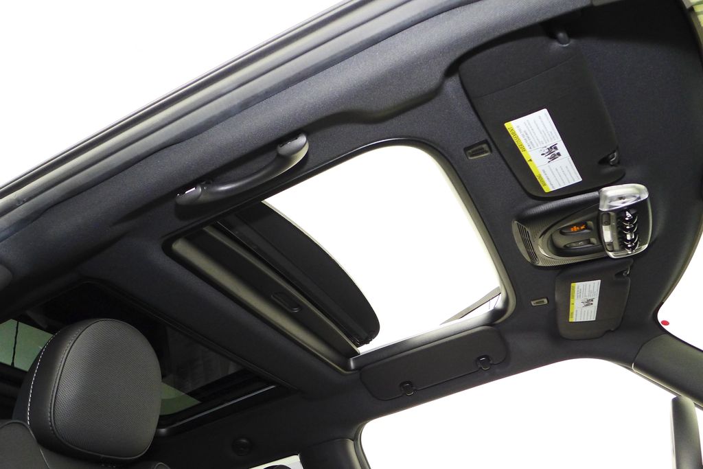 Thumbnail: 2023 MINI Cooper - 19