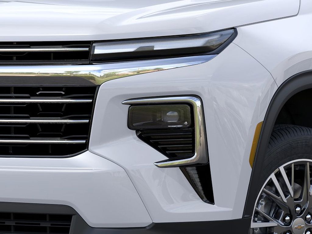 2026 Chevrolet Traverse LT White at Klick Lewis Buick Chevrolet