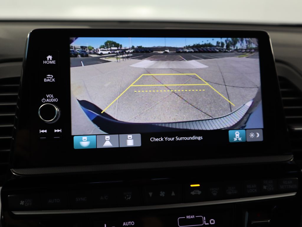 Thumbnail: 2026 Honda Odyssey - 15