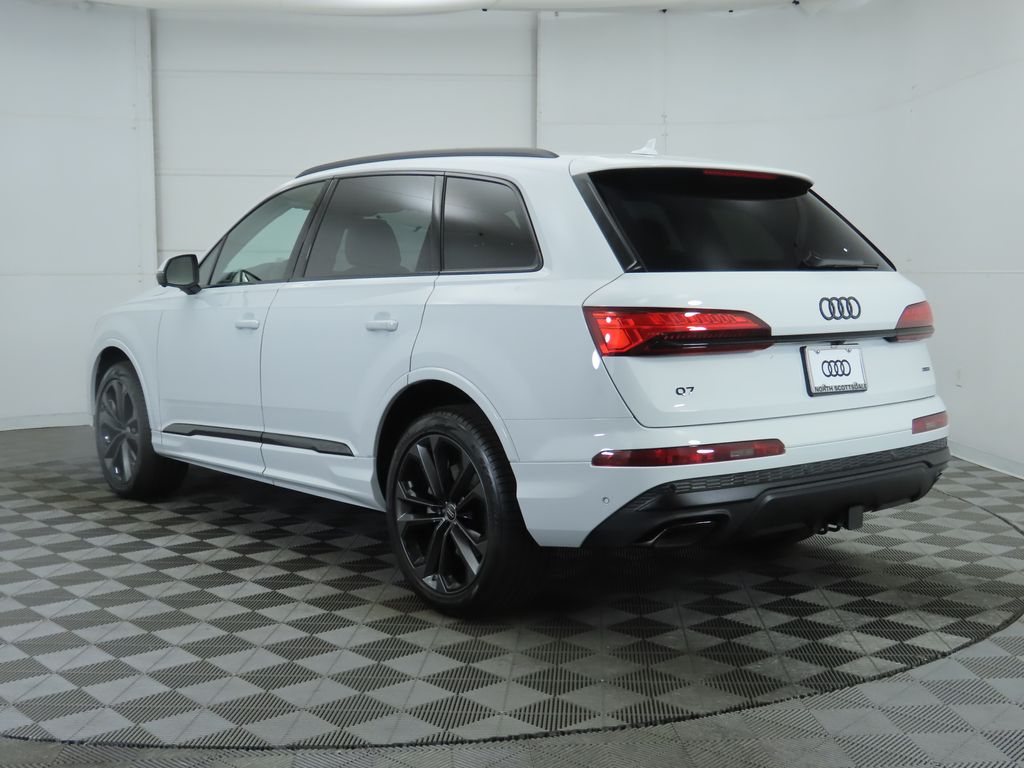 2025 Audi Q7  7