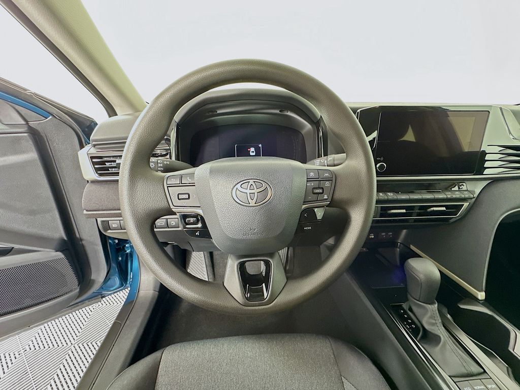 Thumbnail: 2025 Toyota Camry - 11