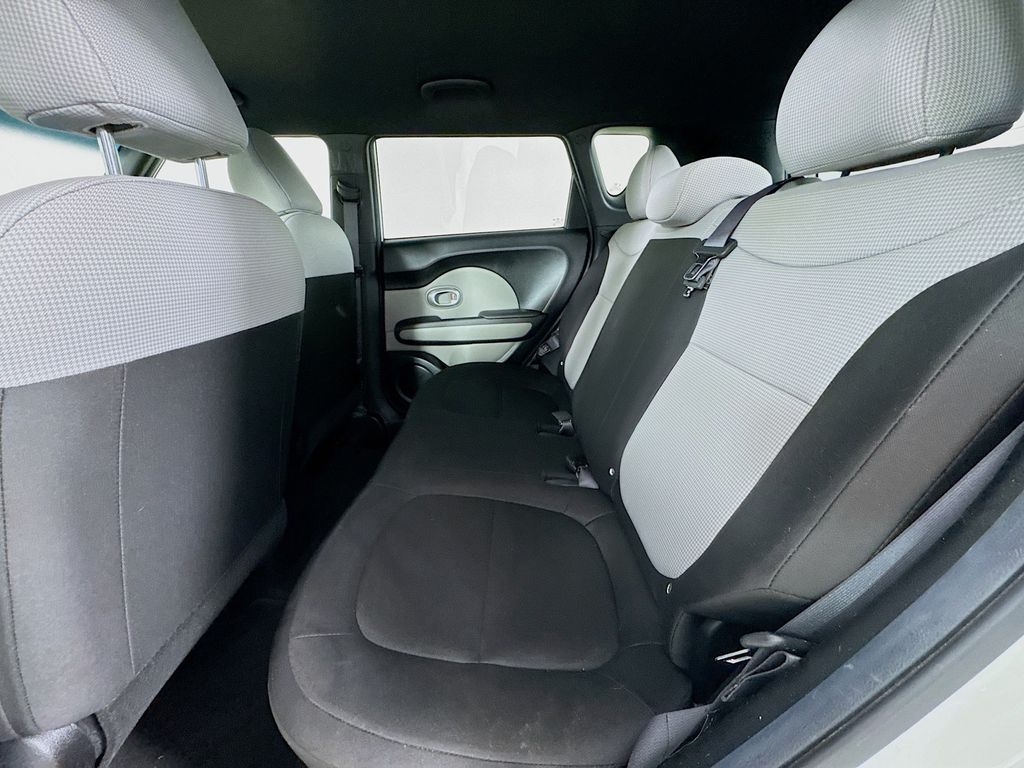 Used Car 2016 Kia Soul  Base For Sale Under $12,000 In Austin, Texas