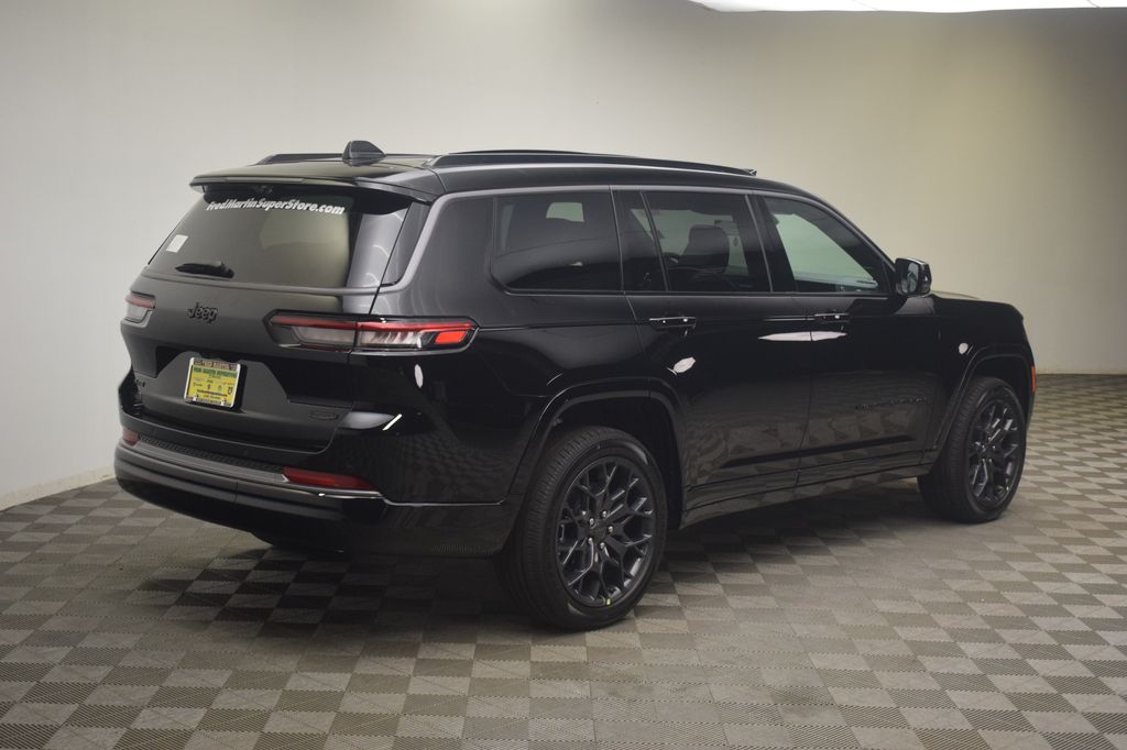 new 2026 Jeep Grand Cherokee L car, priced at $62,018