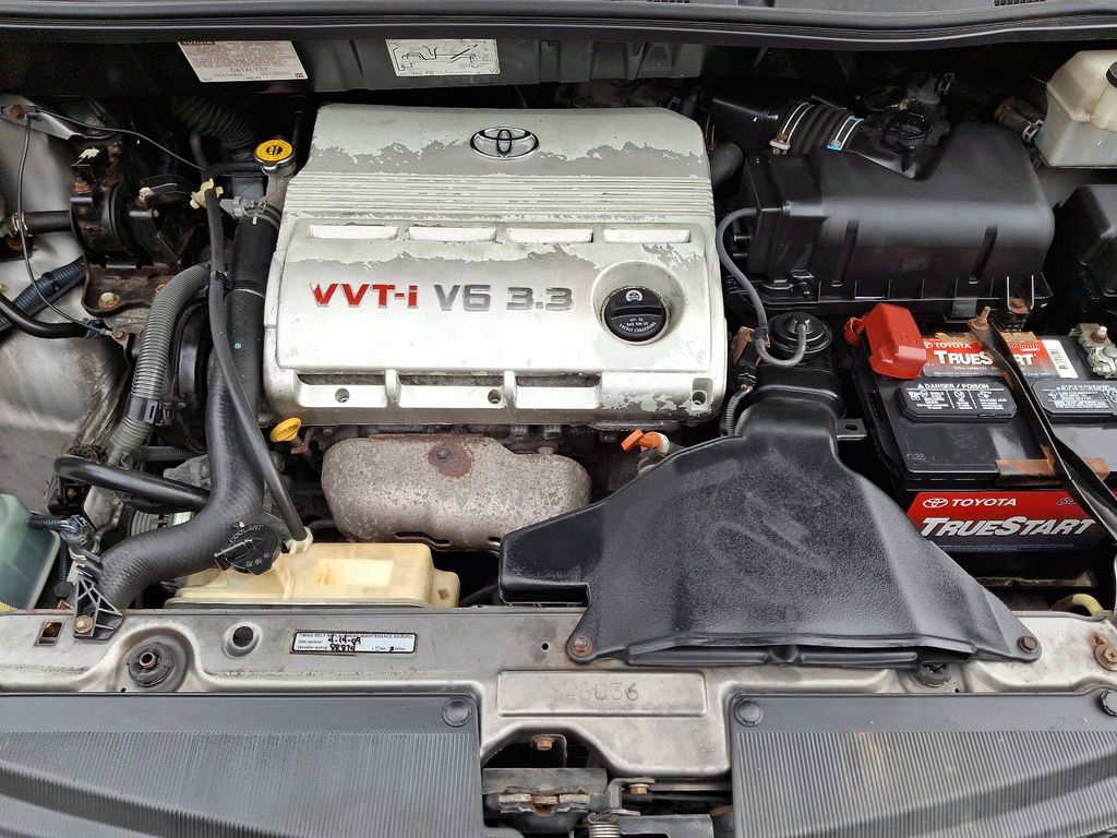 2004 Toyota Sienna CE 25