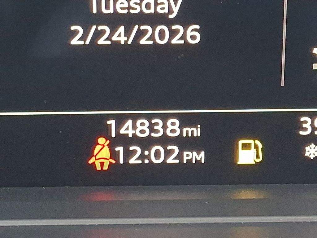 Thumbnail: 2023 Audi A8 - 21