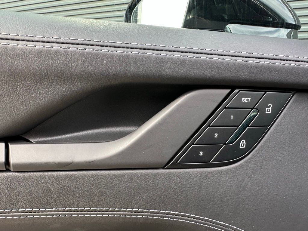 Thumbnail: 2026 Porsche 911 - 21