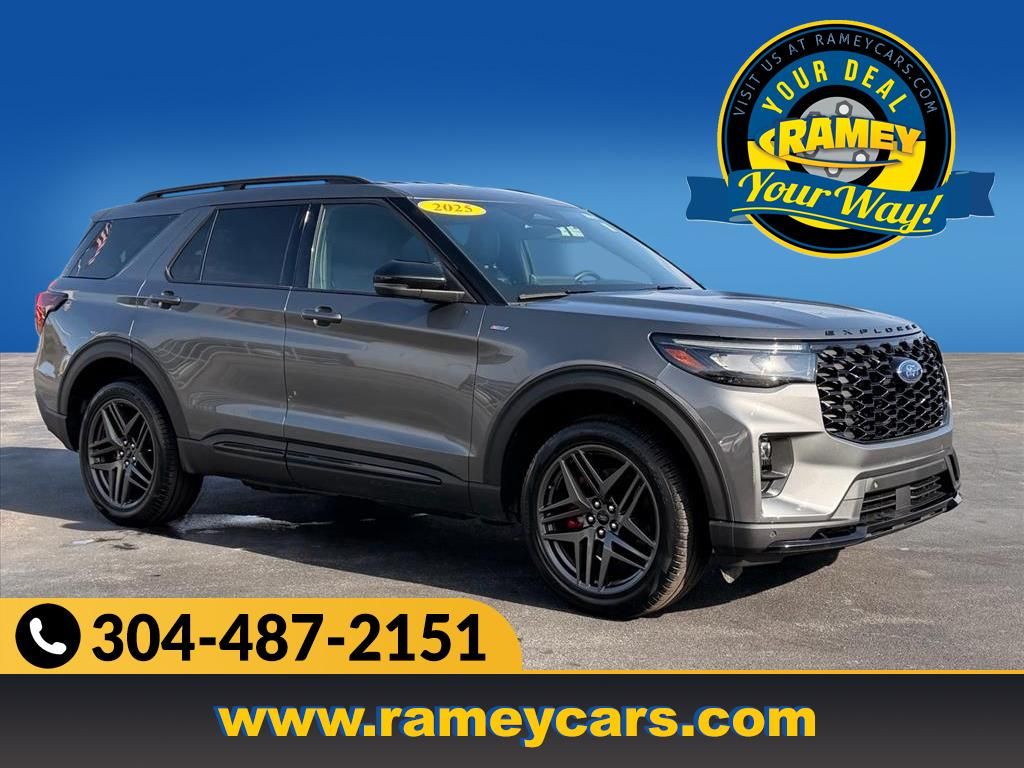 2025 Ford Explorer ST-Line AWD