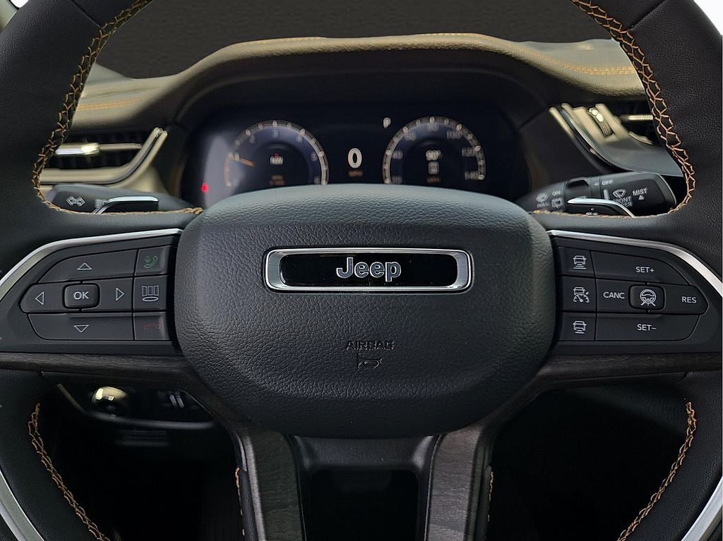 New 2026 Jeep Grand Cherokee For Sale in Farmington, AR