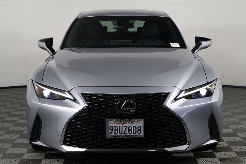 Thumbnail: 2022 Lexus IS - 2