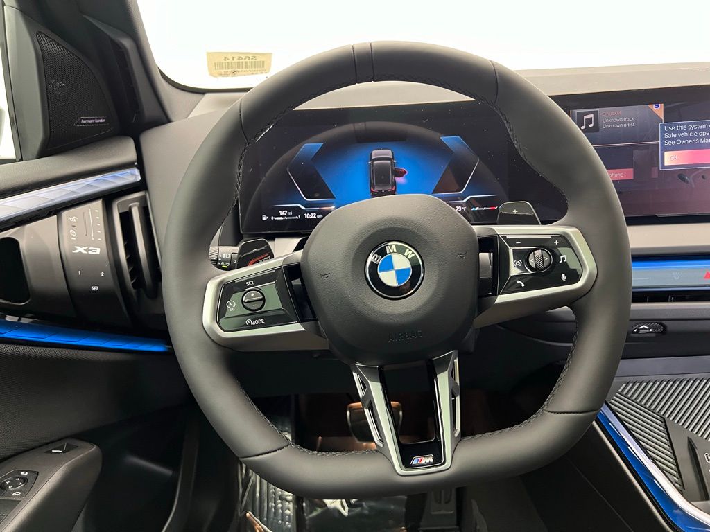 Thumbnail: 2025 BMW X3 - 16