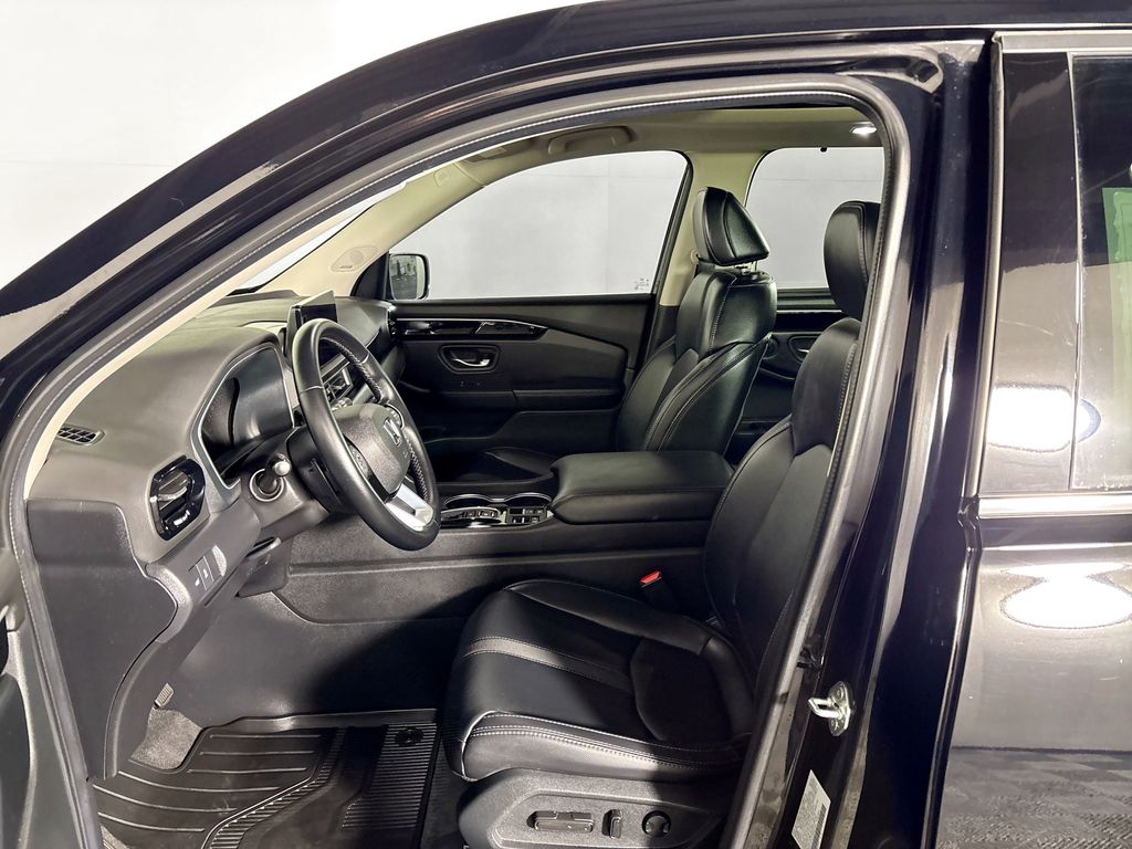 2024 Honda Pilot Touring