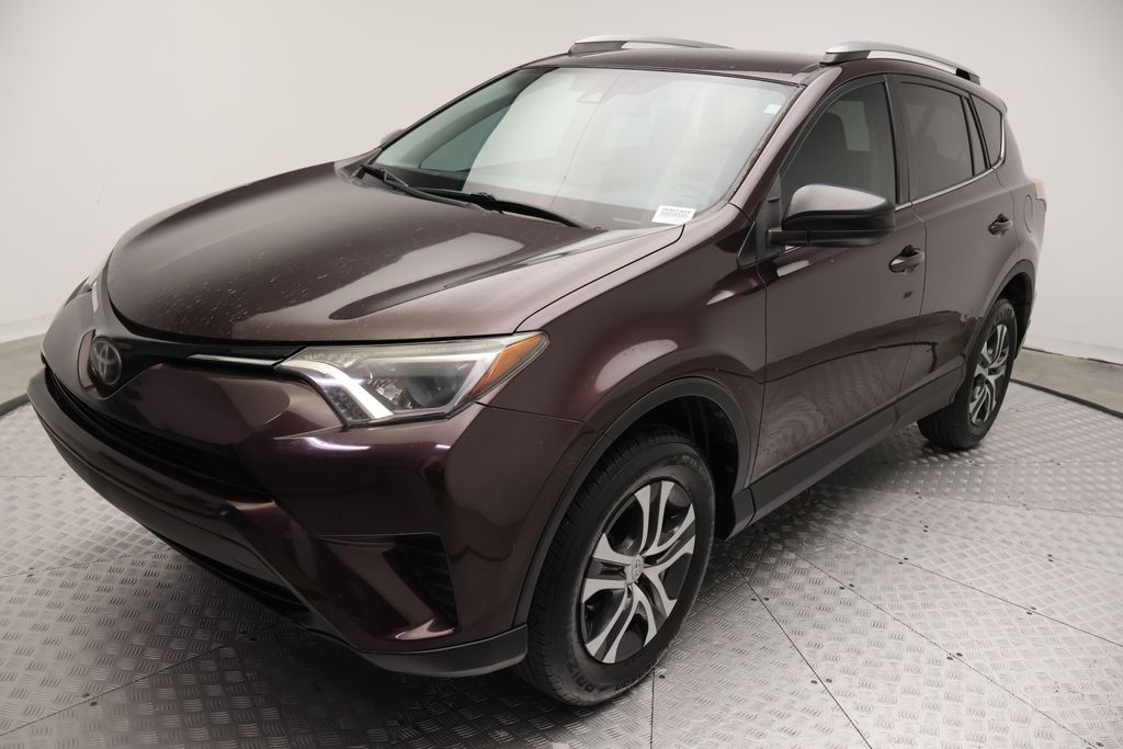 Thumbnail: 2018 Toyota RAV4 - 2