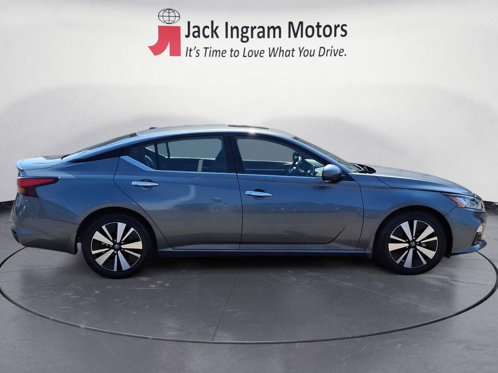used 2022 Nissan Altima car