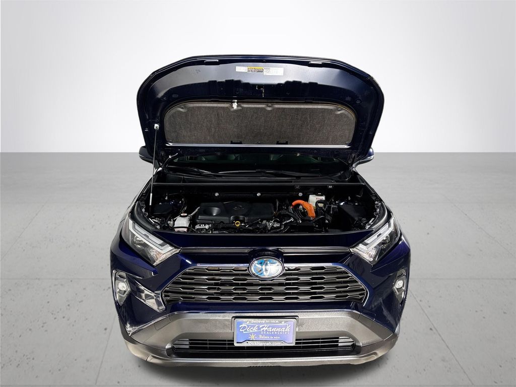 2023 Toyota RAV4 Hybrid XLE Premium