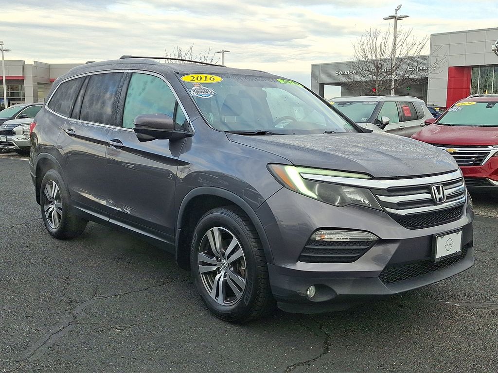 Thumbnail: 2016 Honda Pilot - 3