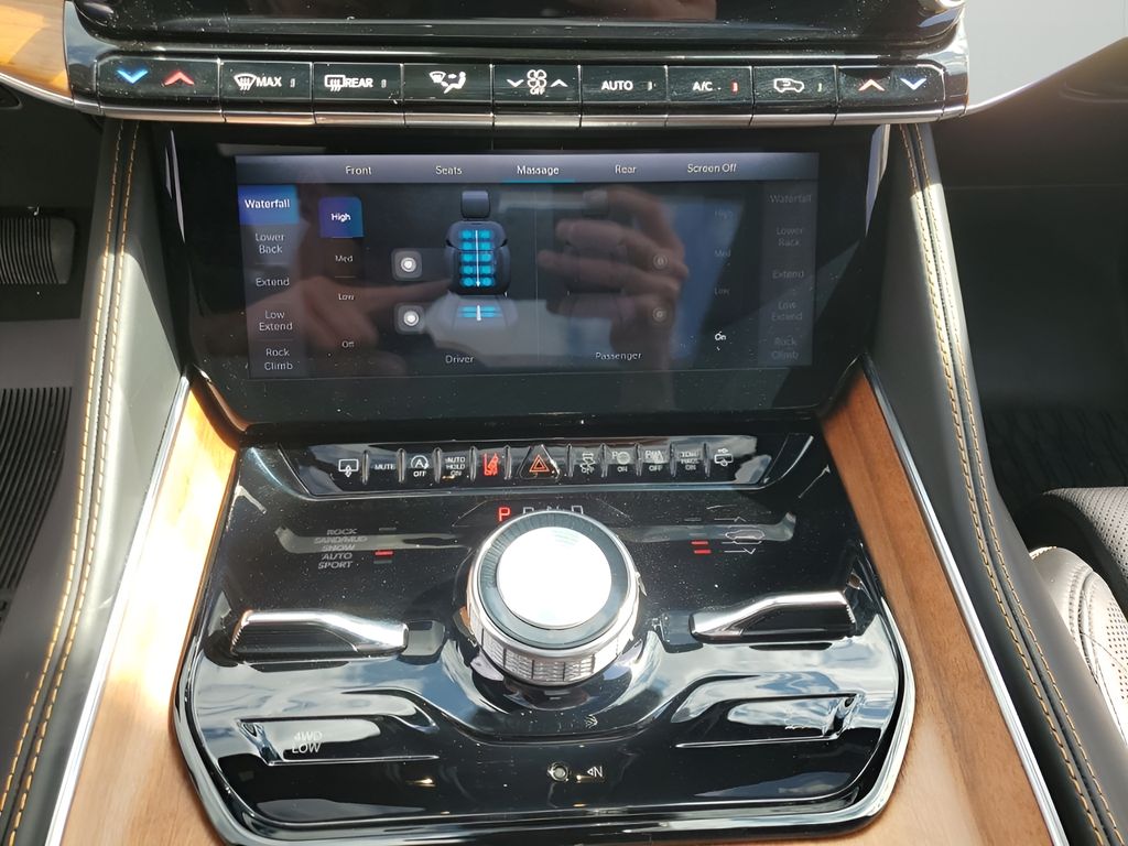 Used Car 2024 Jeep Grand Wagoneer  Series Iii For Sale Under $80,000 In Austin, Texas