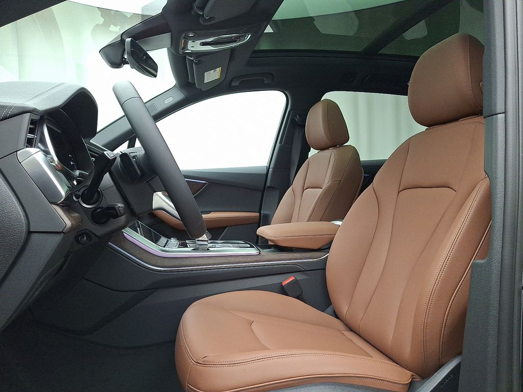 2025 Audi Q7  7