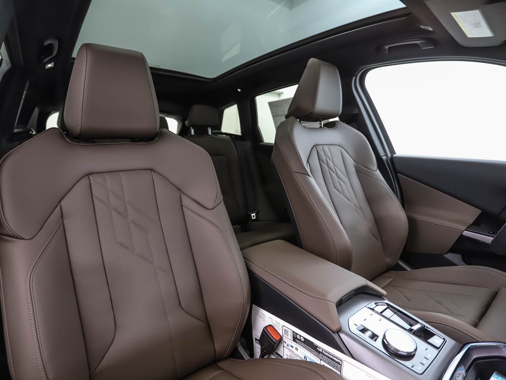 Thumbnail: 2026 BMW X3 - 32