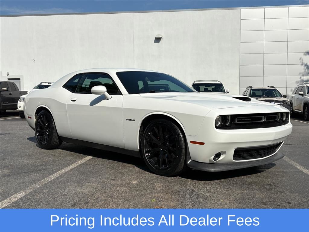 2020 Dodge Challenger Blanco (White Knuckle Clearcoat) Coupé Tracción trasera 8 velocidades Automática