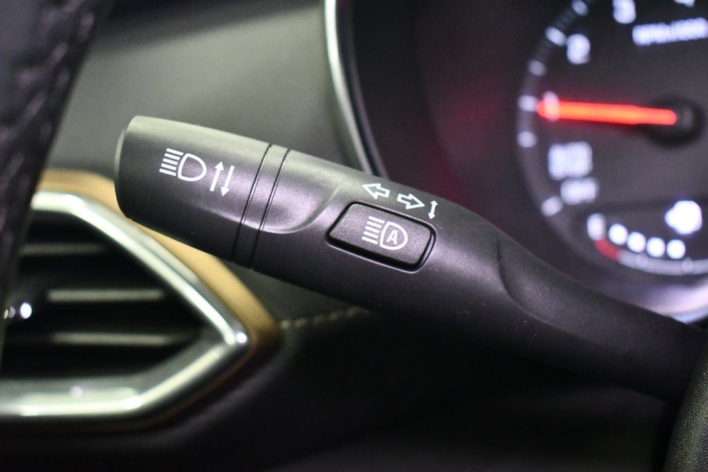 Thumbnail: 2023 Chevrolet TrailBlazer - 22