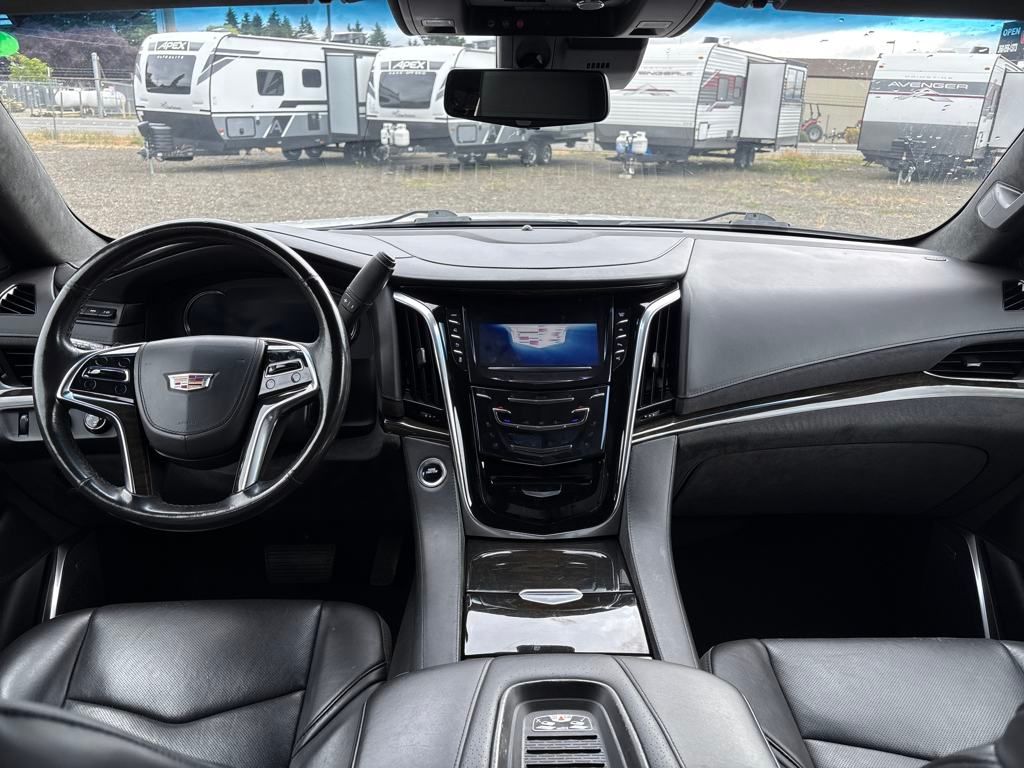 2019 Crystal White Tricoat Cadillac Escalade Platinum Edition 4X4 SUV