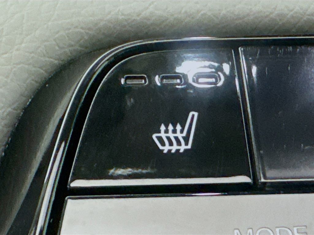 Used Car 2025 Honda Pilot  Touring For Sale In Austin, Texas