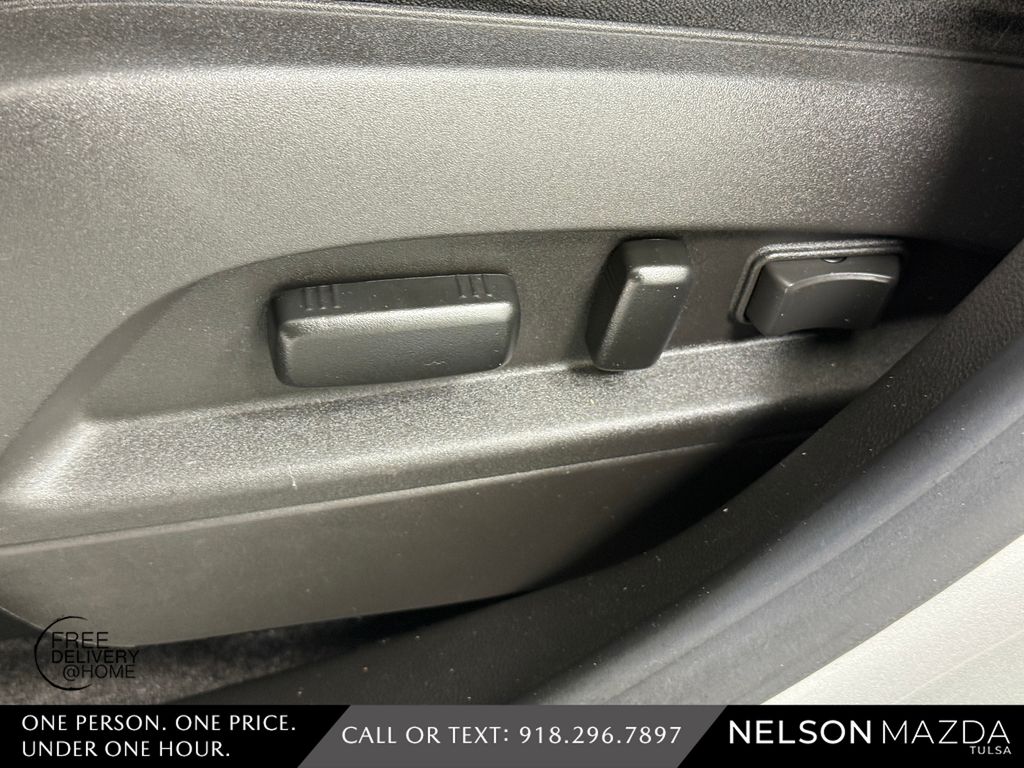 Used 2016 Silver Chevrolet LT image 20