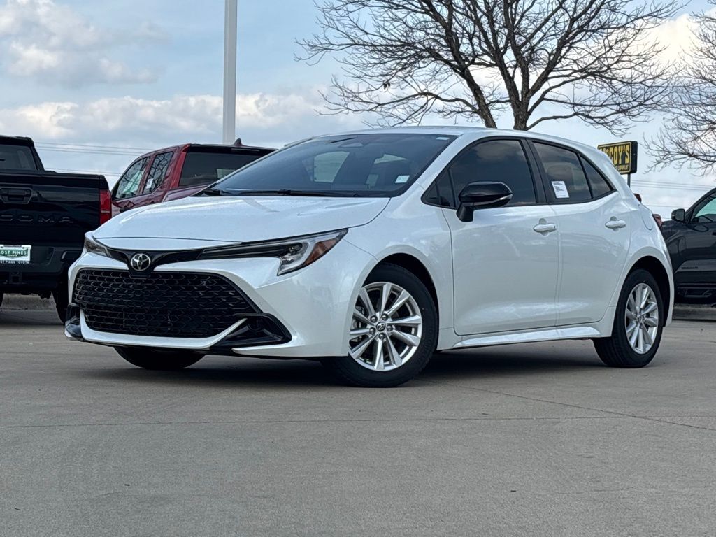 2026 Toyota Corolla Hatchback SE FWD