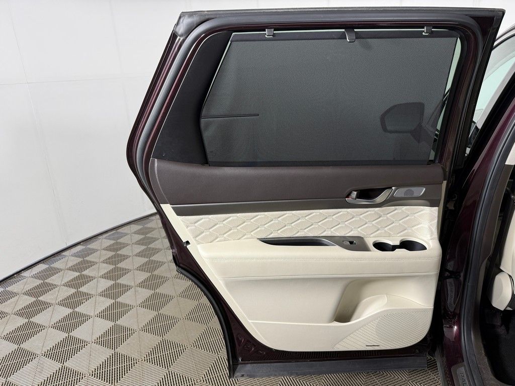 Used 2020 Red Hyundai Limited image 31