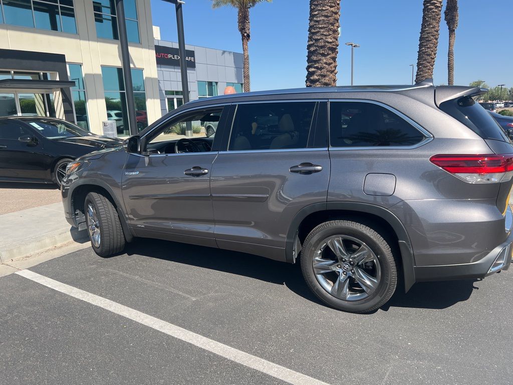 2019 Toyota Highlander Limited 6