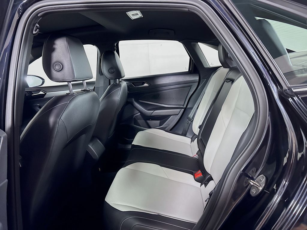 2021 Volkswagen Jetta R-Line