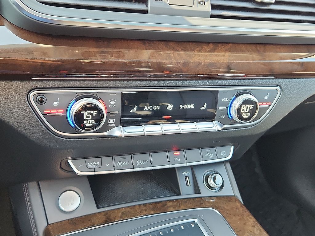 Thumbnail: 2019 Audi Q5 - 15