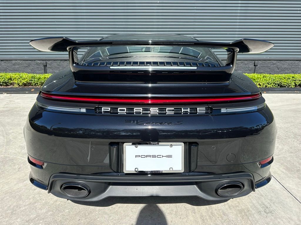 Thumbnail: 2025 Porsche 911 - 12