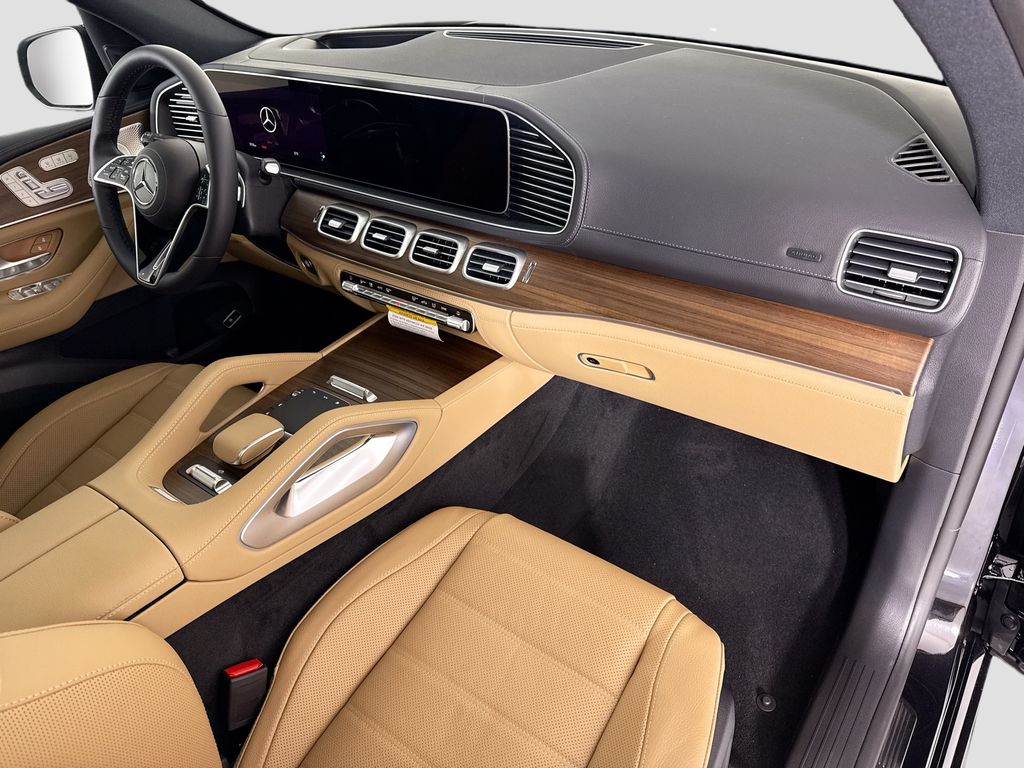 Thumbnail: 2026 Mercedes-Benz GLE - 19