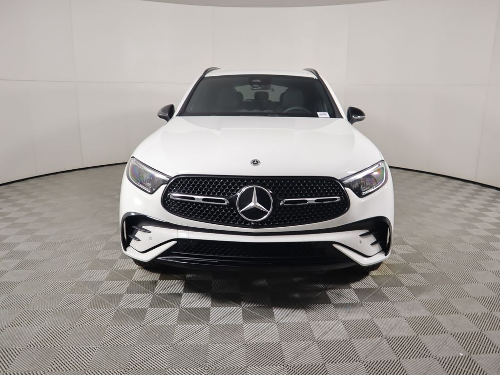 Thumbnail: 2026 Mercedes-Benz GLC - 2