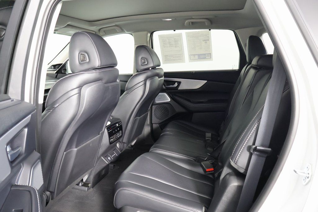 Thumbnail: 2025 Acura MDX - 11