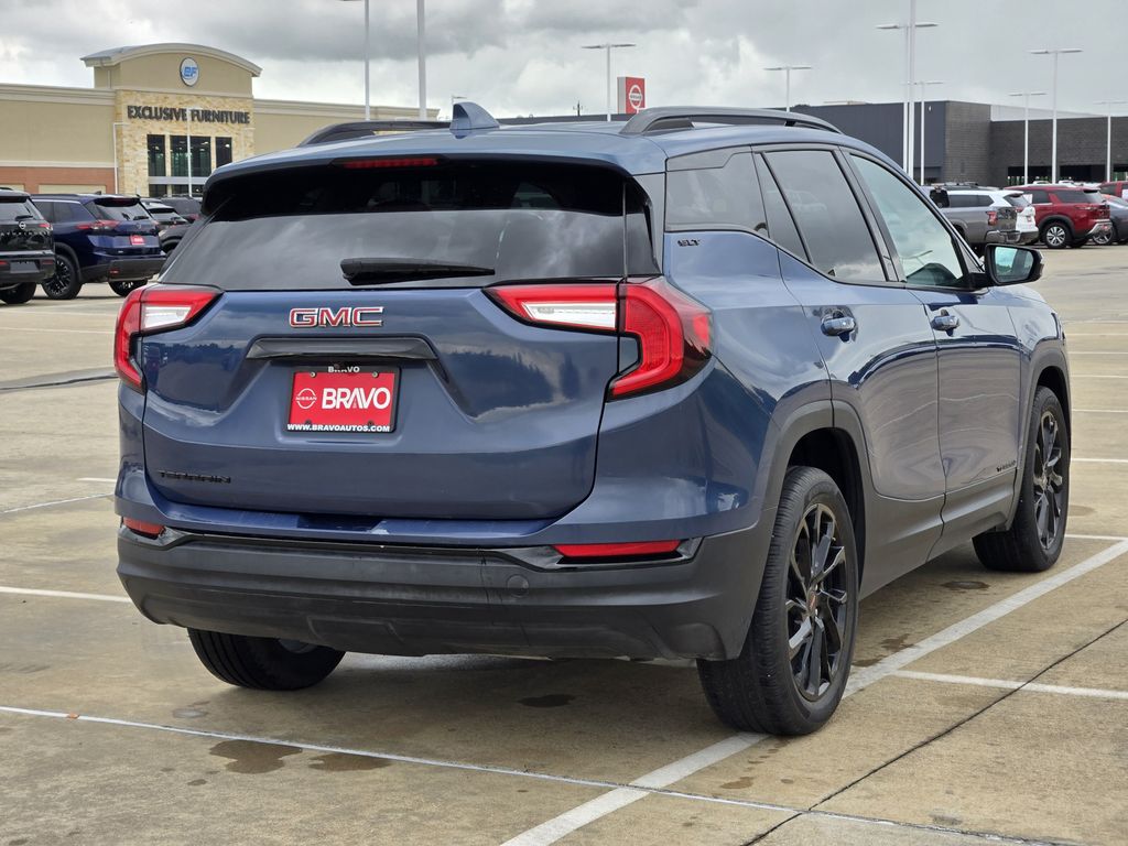 2024 GMC Terrain SLT - 3