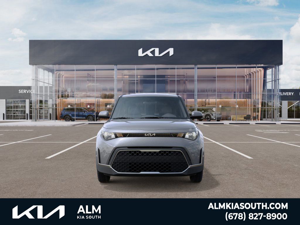 2025 Kia Soul LX photo 2