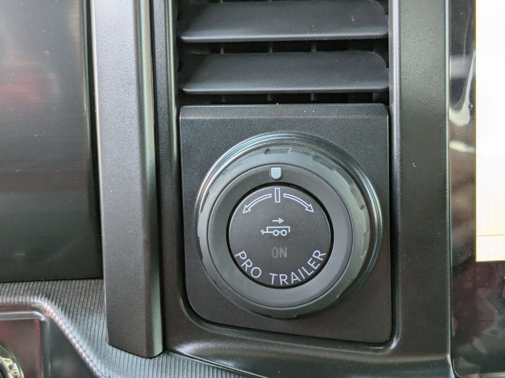 2025 Ford F-150 Black Widow