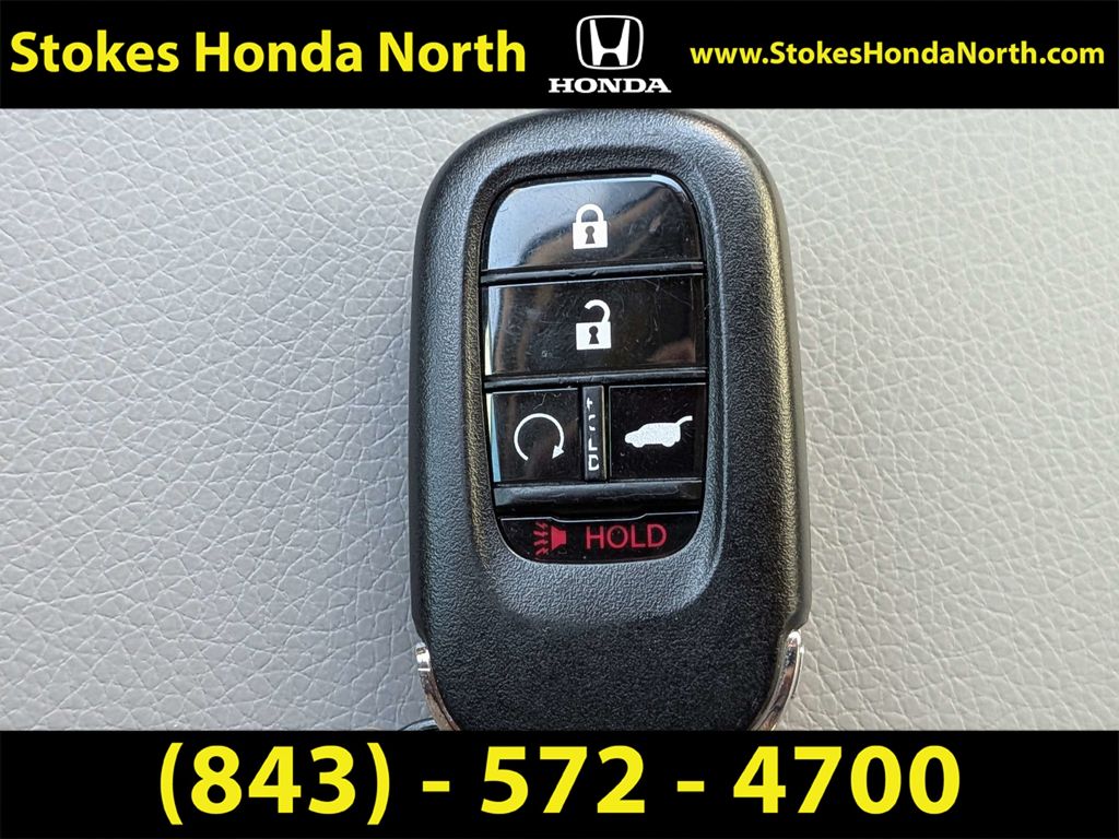 Used 2025 Honda Pilot SUV