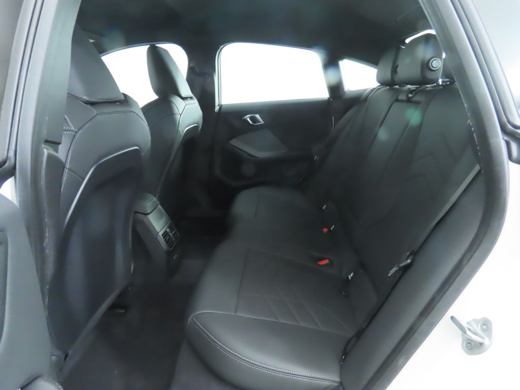 Thumbnail: 2026 BMW 2 Series - 22