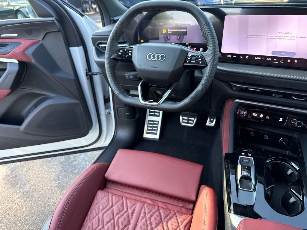 Thumbnail: 2026 Audi SQ5 - 23