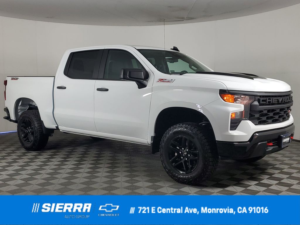 2026 Chevrolet Silverado 1500 Custom Trail Boss Crew Cab 4WD