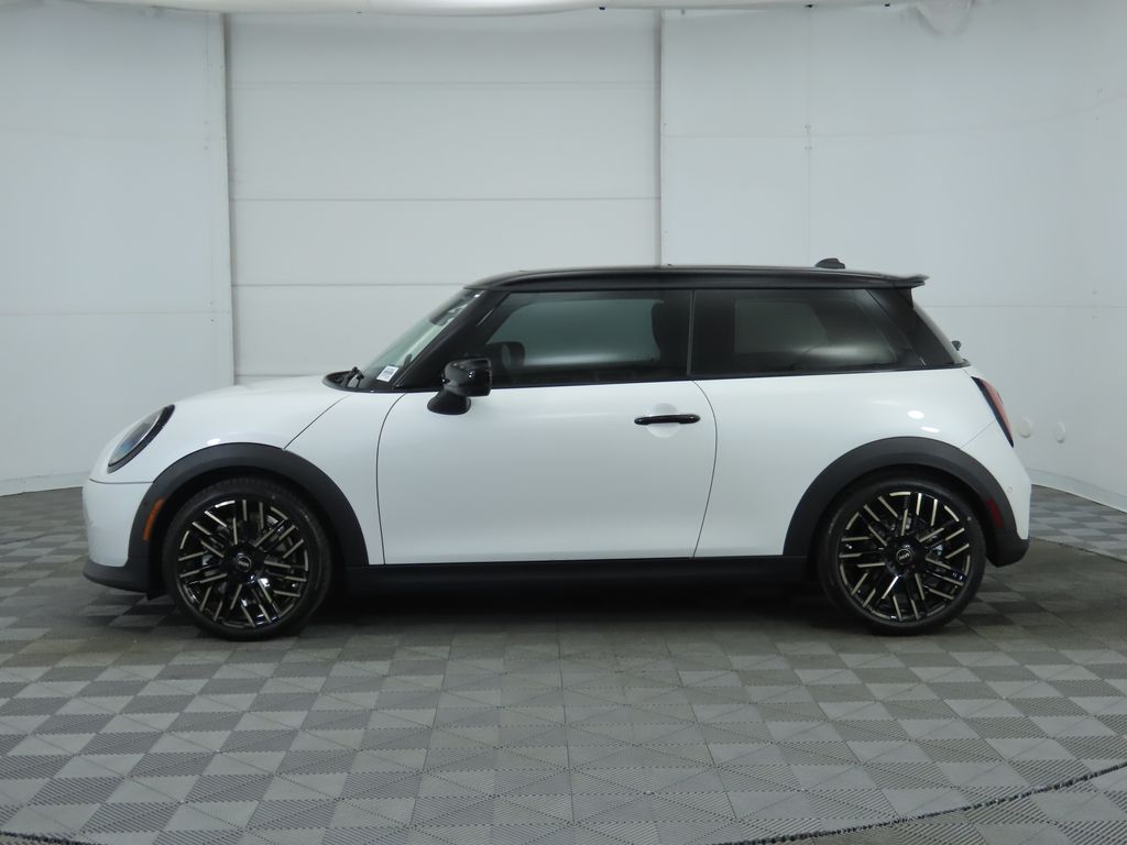 2025 MINI Cooper S 8