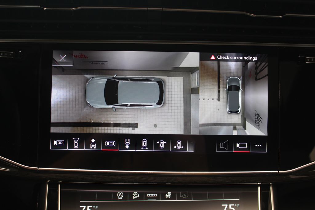 Thumbnail: 2026 Audi Q7 - 23