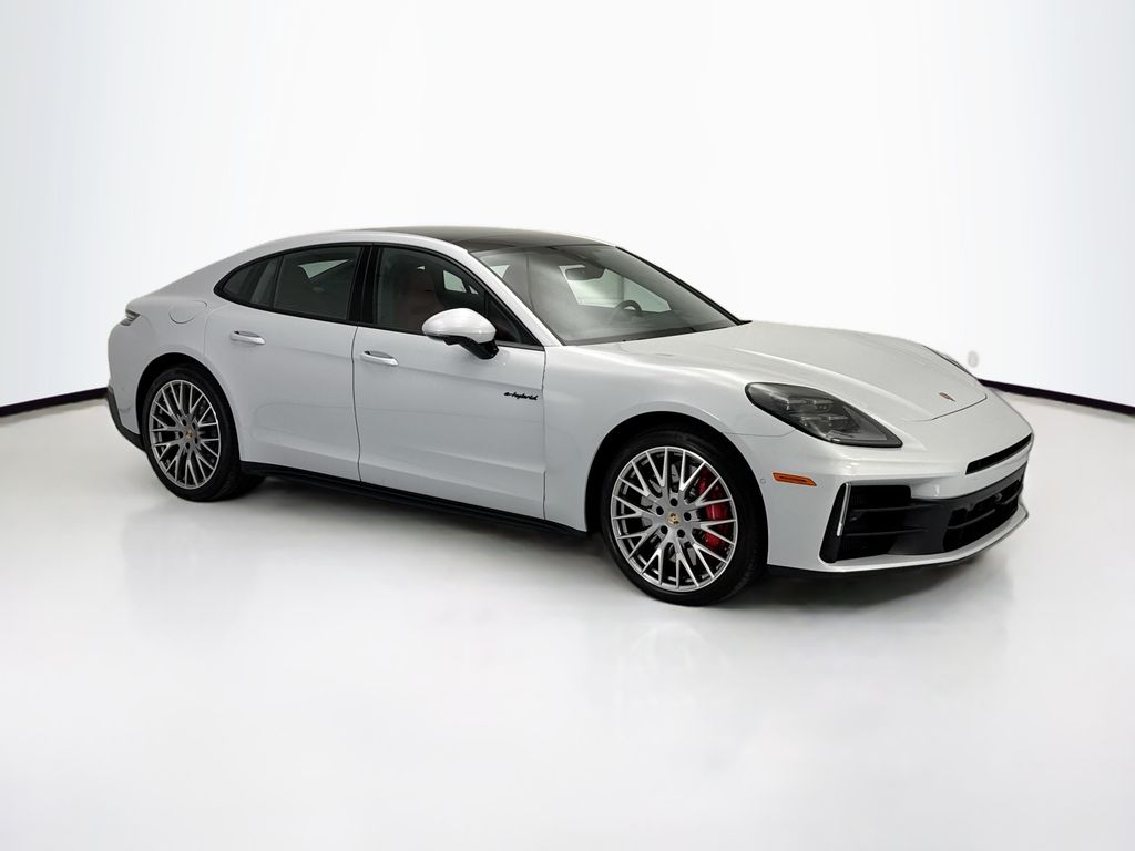 Thumbnail: 2026 Porsche Panamera - 9