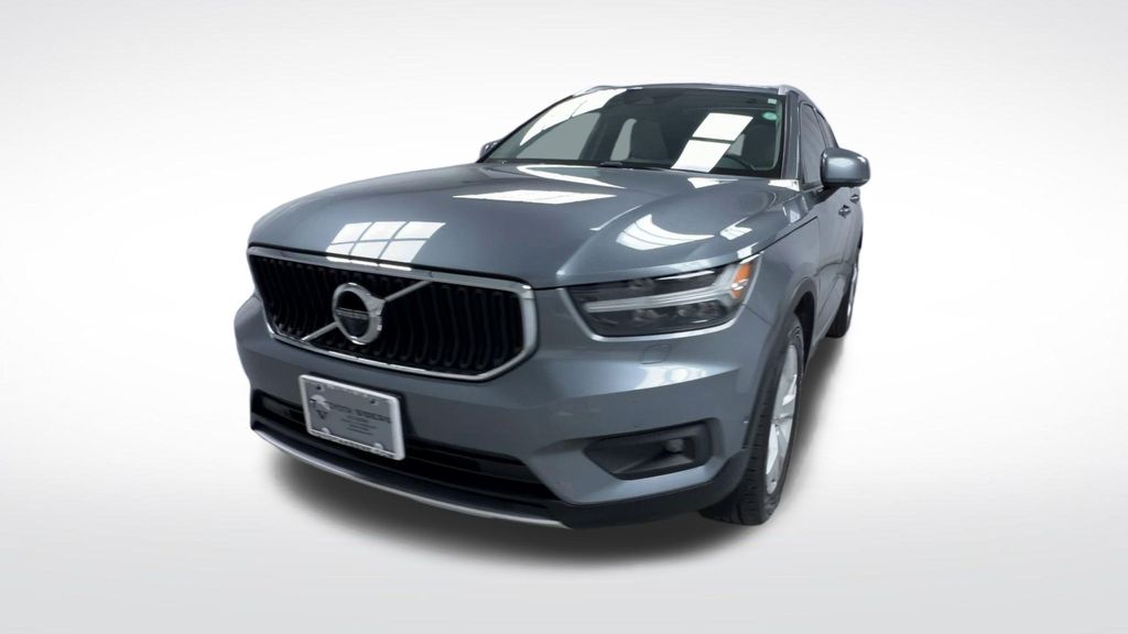 Used 2019 Volvo XC40 SUV